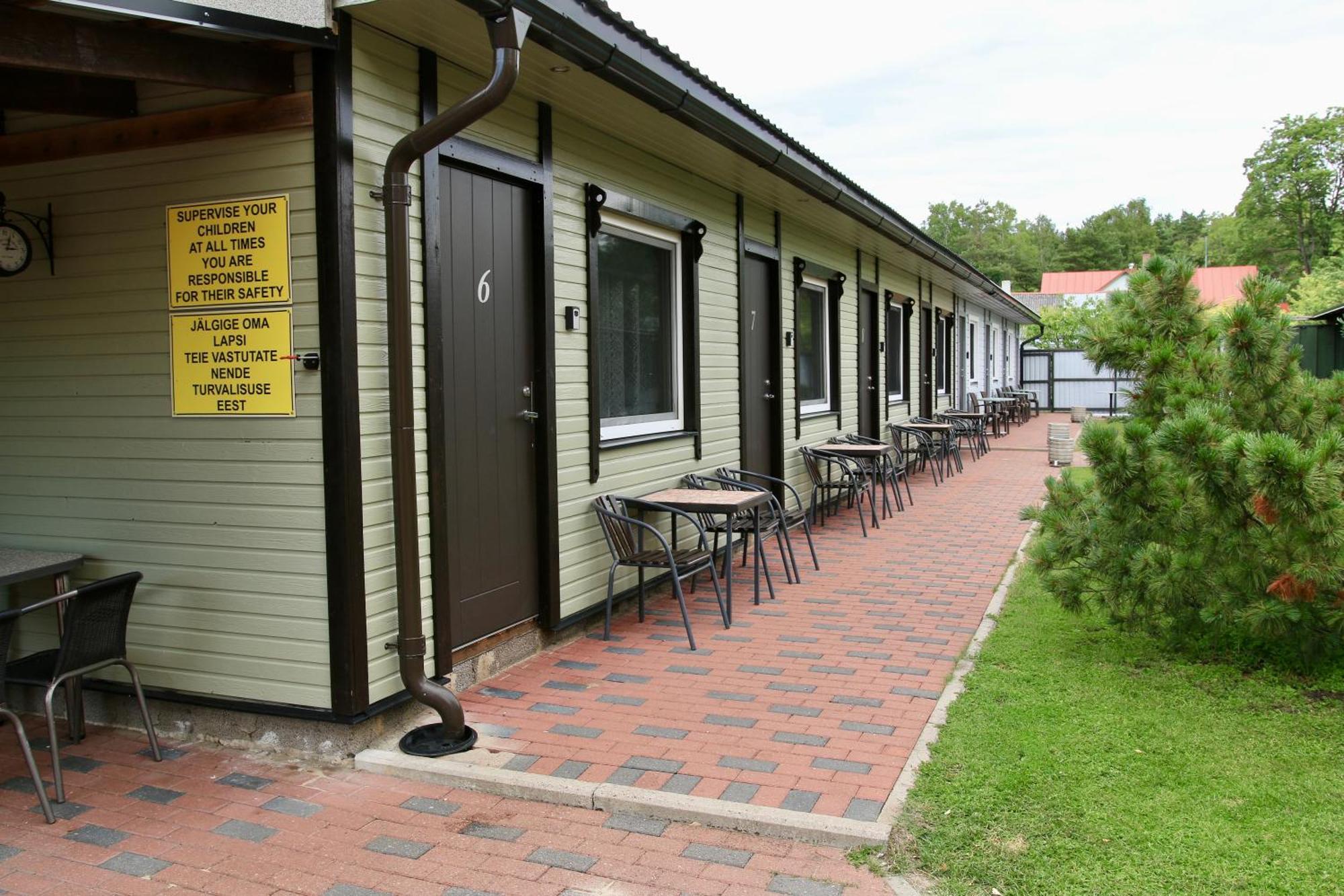 Guesthouse Maenniku 페르누 외부 사진