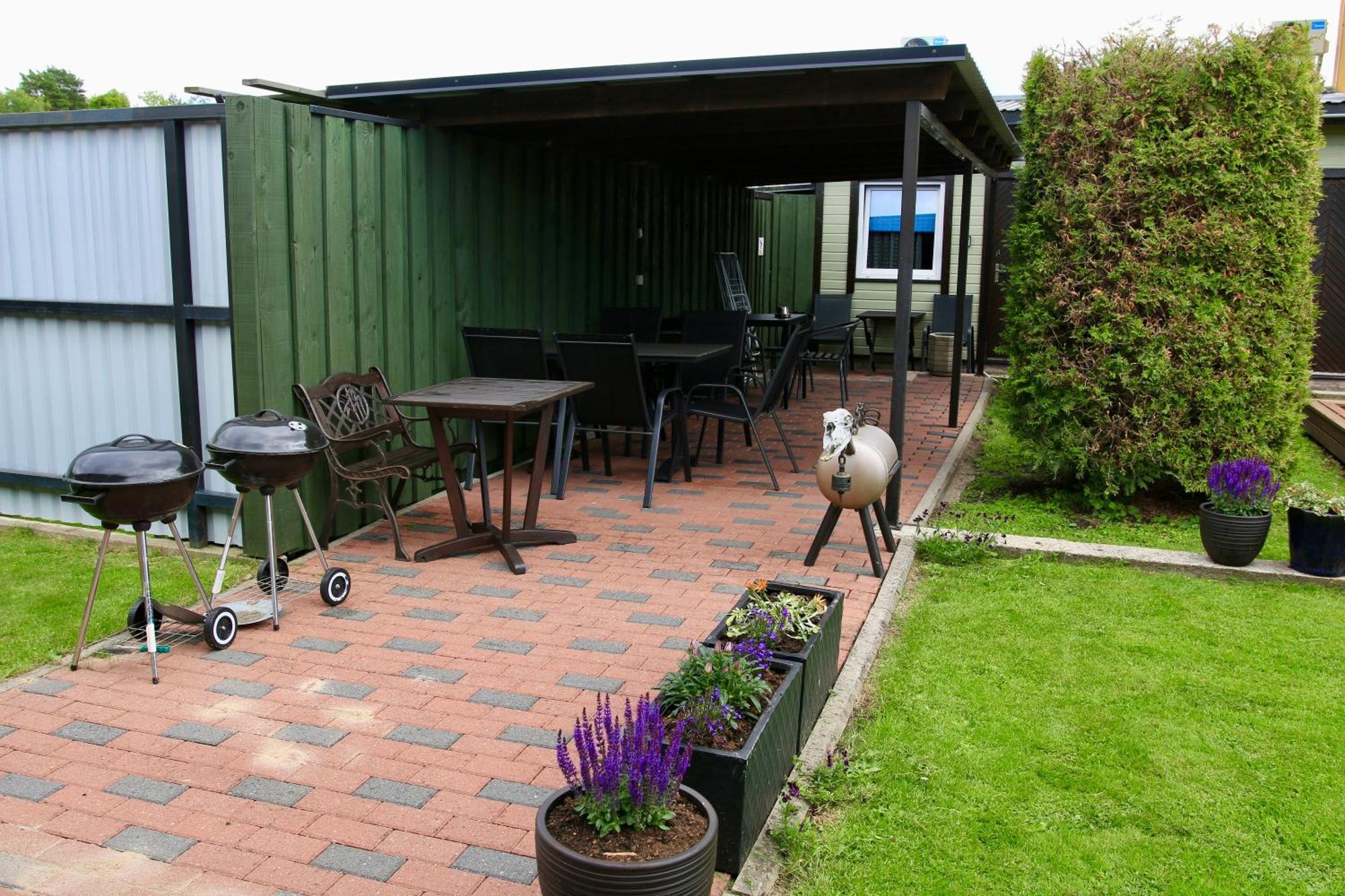 Guesthouse Maenniku 페르누 외부 사진