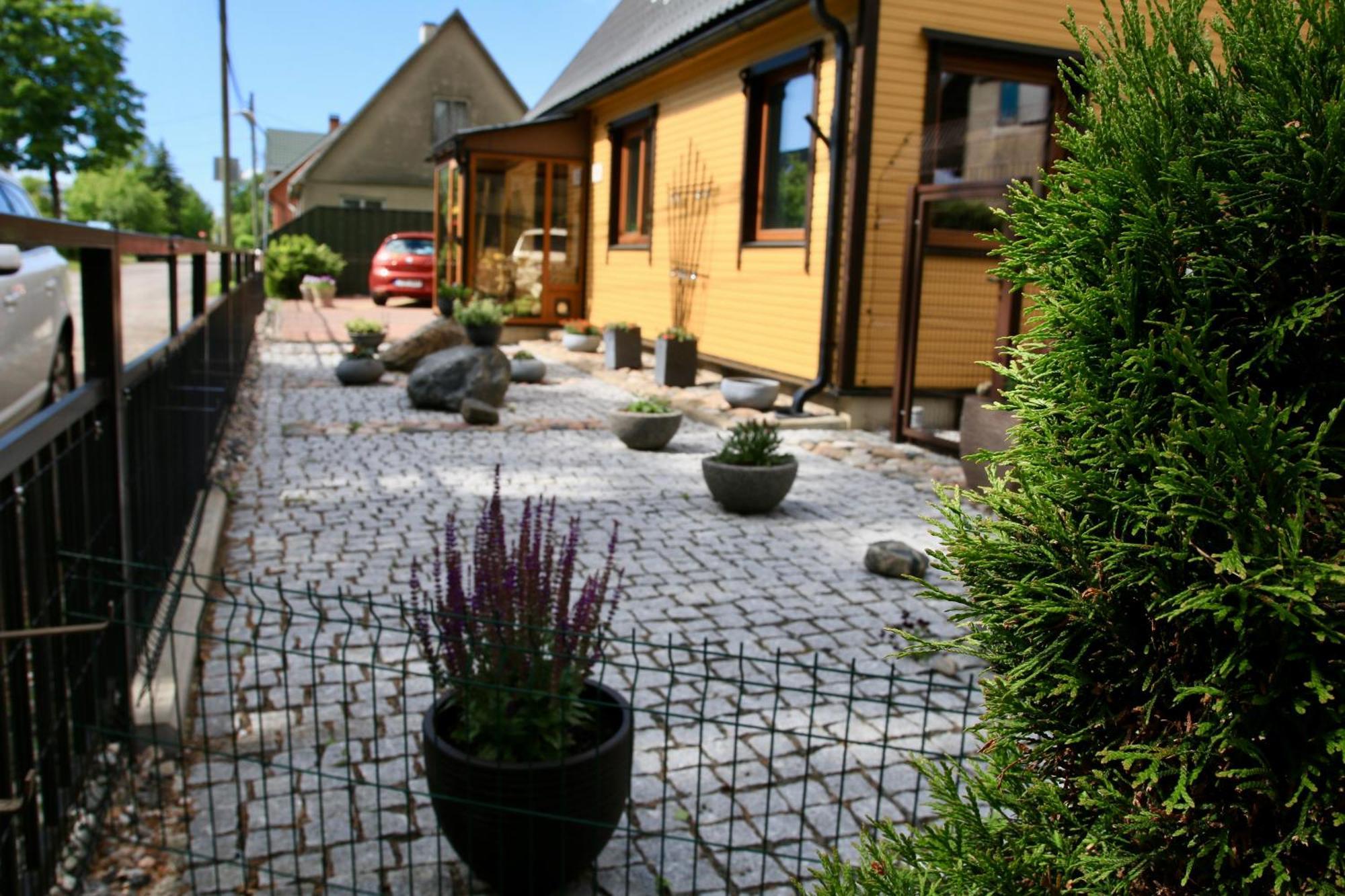 Guesthouse Maenniku 페르누 외부 사진