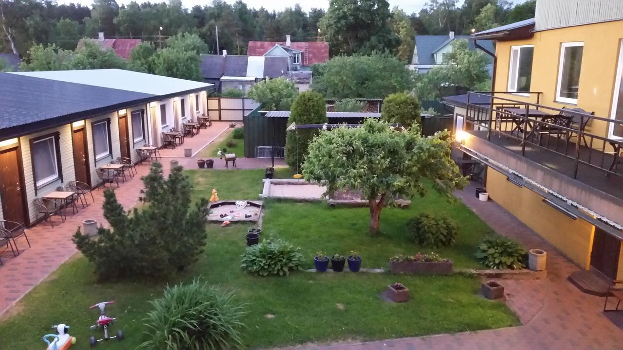 Guesthouse Maenniku 페르누 외부 사진